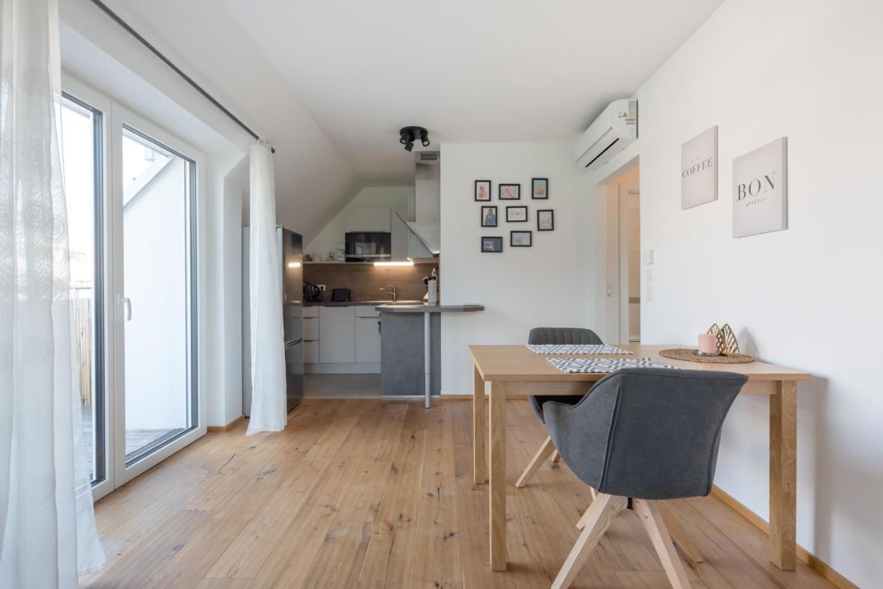 Gruene Ruhelage, 20 Minuten Ins Zentrum Und Parkgarage Wien Exterior foto