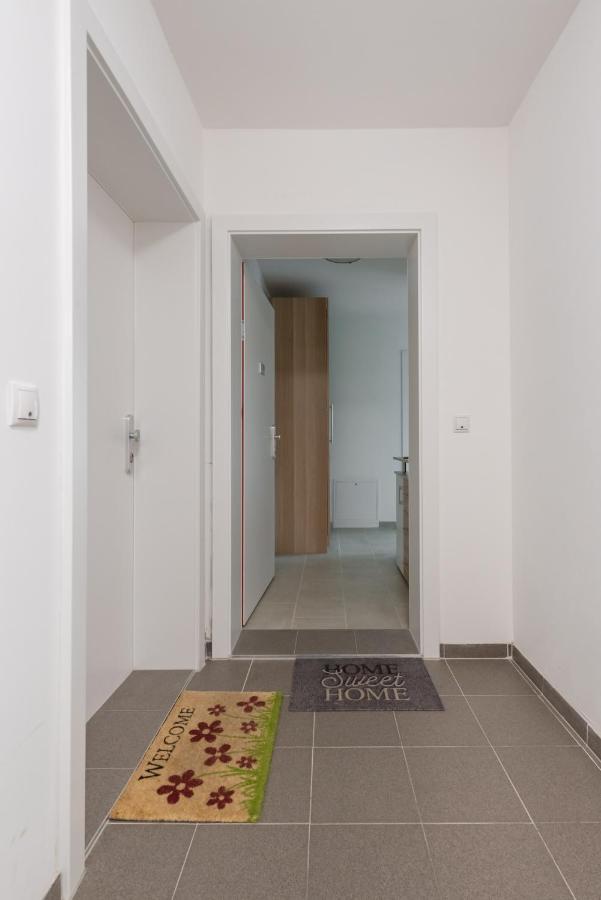 Gruene Ruhelage, 20 Minuten Ins Zentrum Und Parkgarage Wien Exterior foto