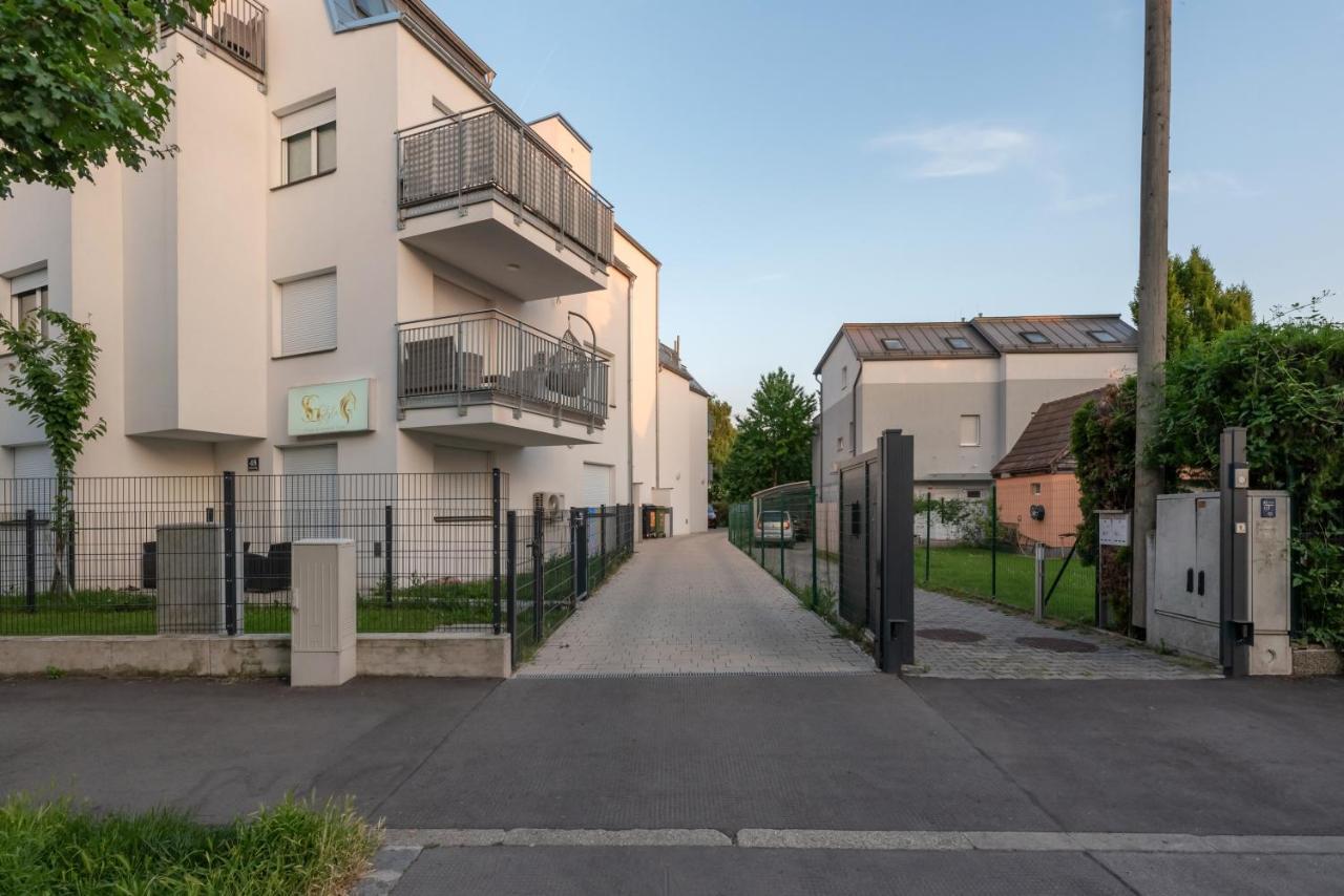 Gruene Ruhelage, 20 Minuten Ins Zentrum Und Parkgarage Wien Exterior foto