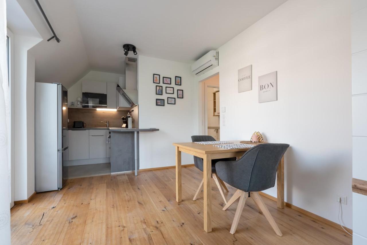 Gruene Ruhelage, 20 Minuten Ins Zentrum Und Parkgarage Wien Exterior foto