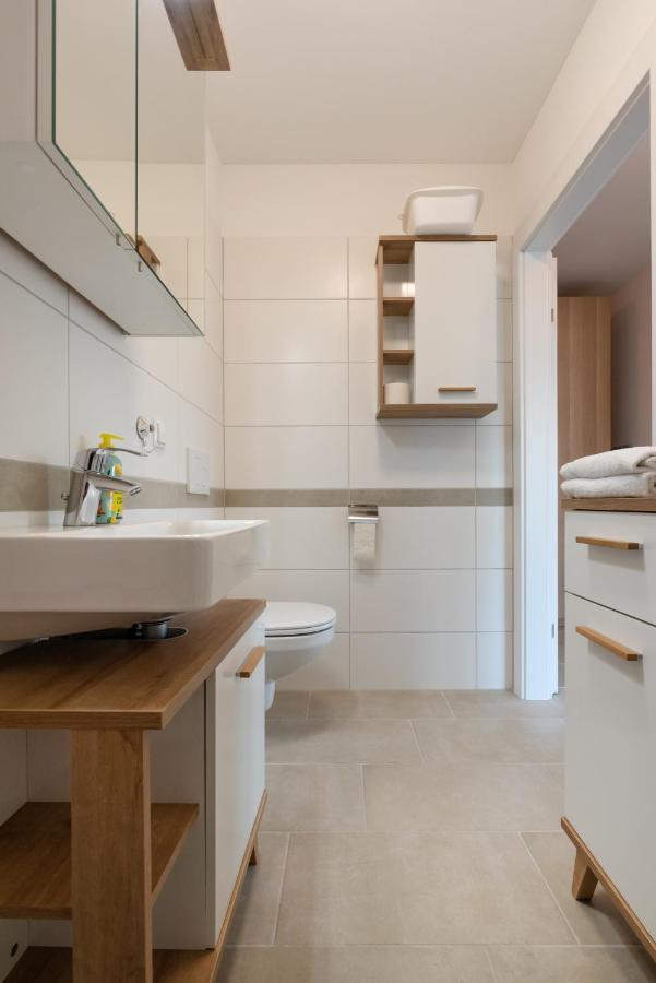 Gruene Ruhelage, 20 Minuten Ins Zentrum Und Parkgarage Wien Exterior foto