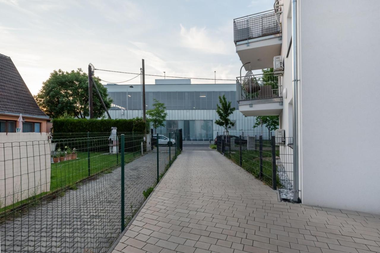 Gruene Ruhelage, 20 Minuten Ins Zentrum Und Parkgarage Wien Exterior foto